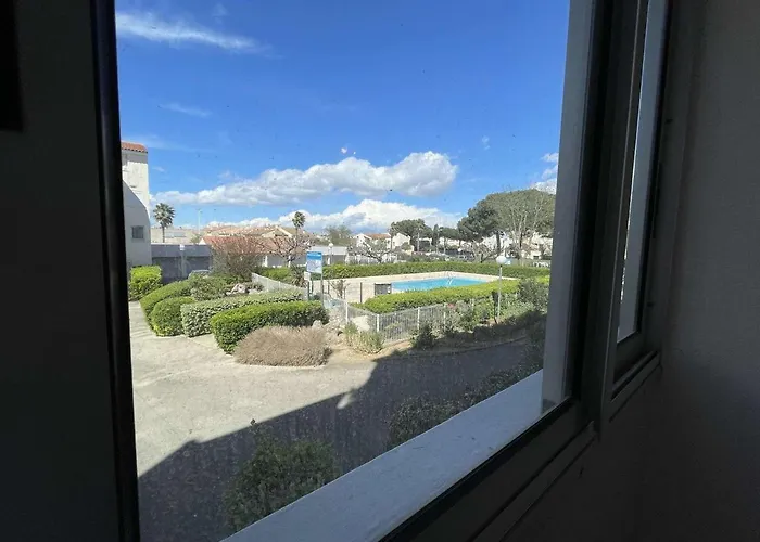 Lägenhet 2 Pieces Avec Loggia Et Piscine A 100m De La - - Fr-1-250-250 Le Grau-du-Roi