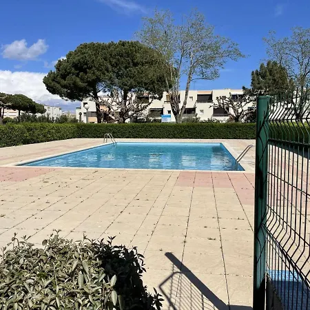 דירה 2 Pieces Avec Loggia Et Piscine A 100m De La - - Fr-1-250-250