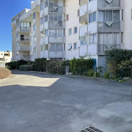 2 Pieces Avec Loggia Et Piscine A 100m De La - - Fr-1-250-250 Daire *